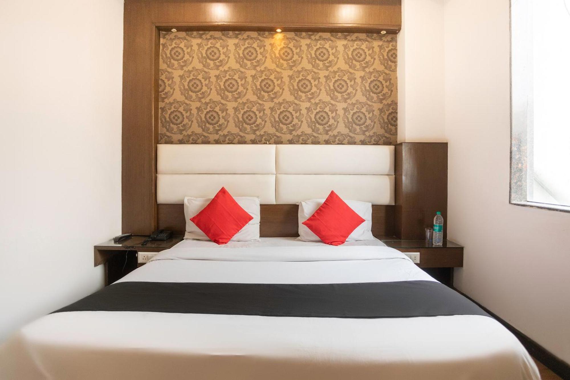 Hotel O Parktel Indirapuram Luaran gambar