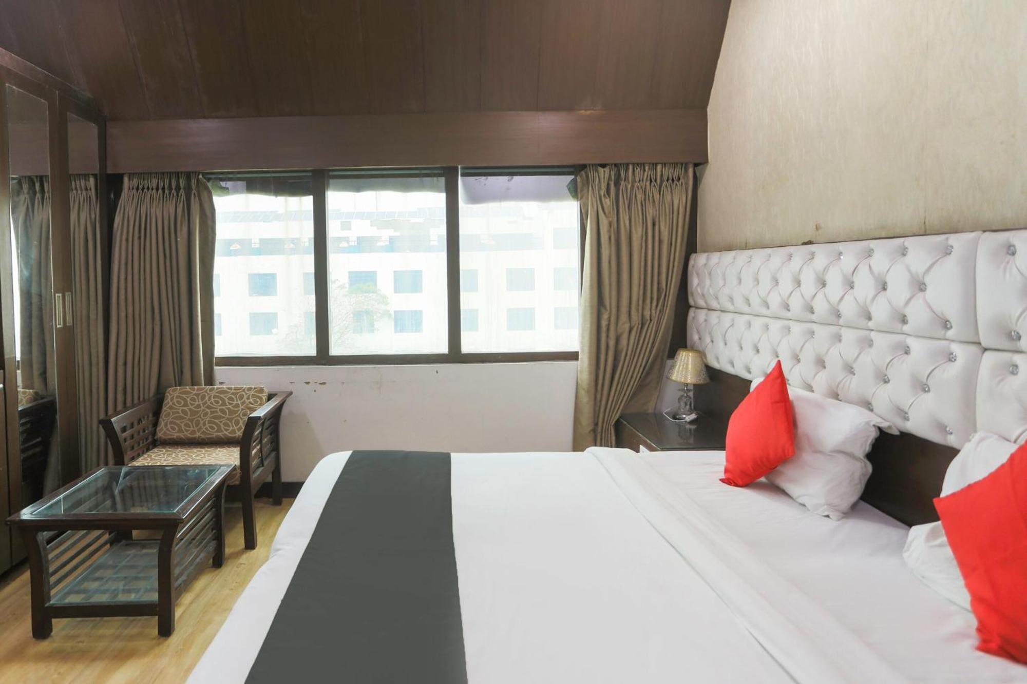 Hotel O Parktel Indirapuram Luaran gambar